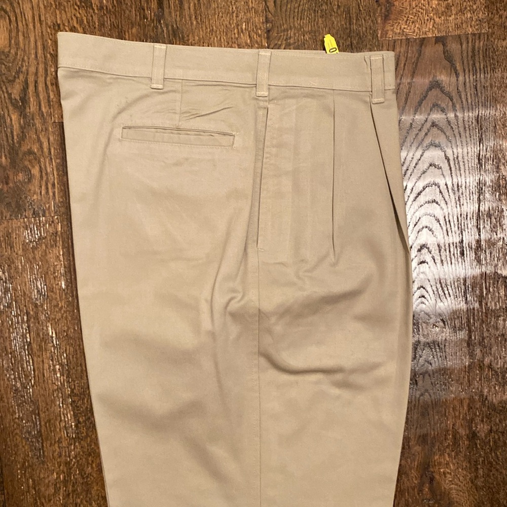 Men’s Farah Khakis